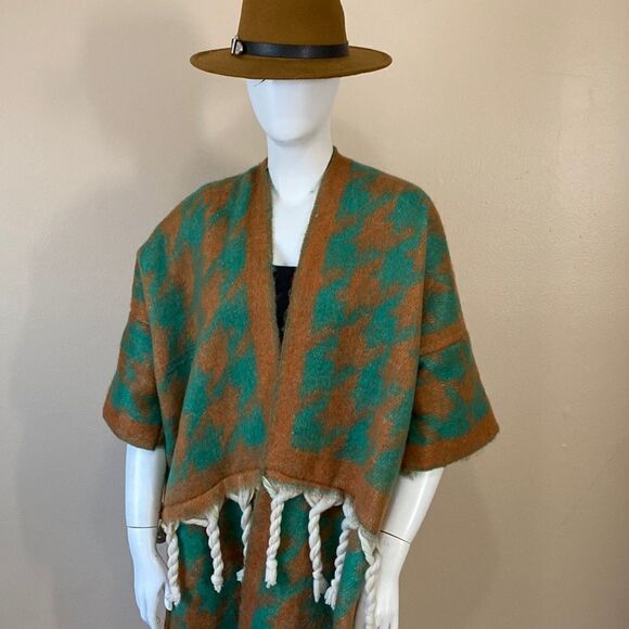 No Brand Sweaters - NWOT Warm Long Knit Tassel Winter Cardigan - Green & Chestnut